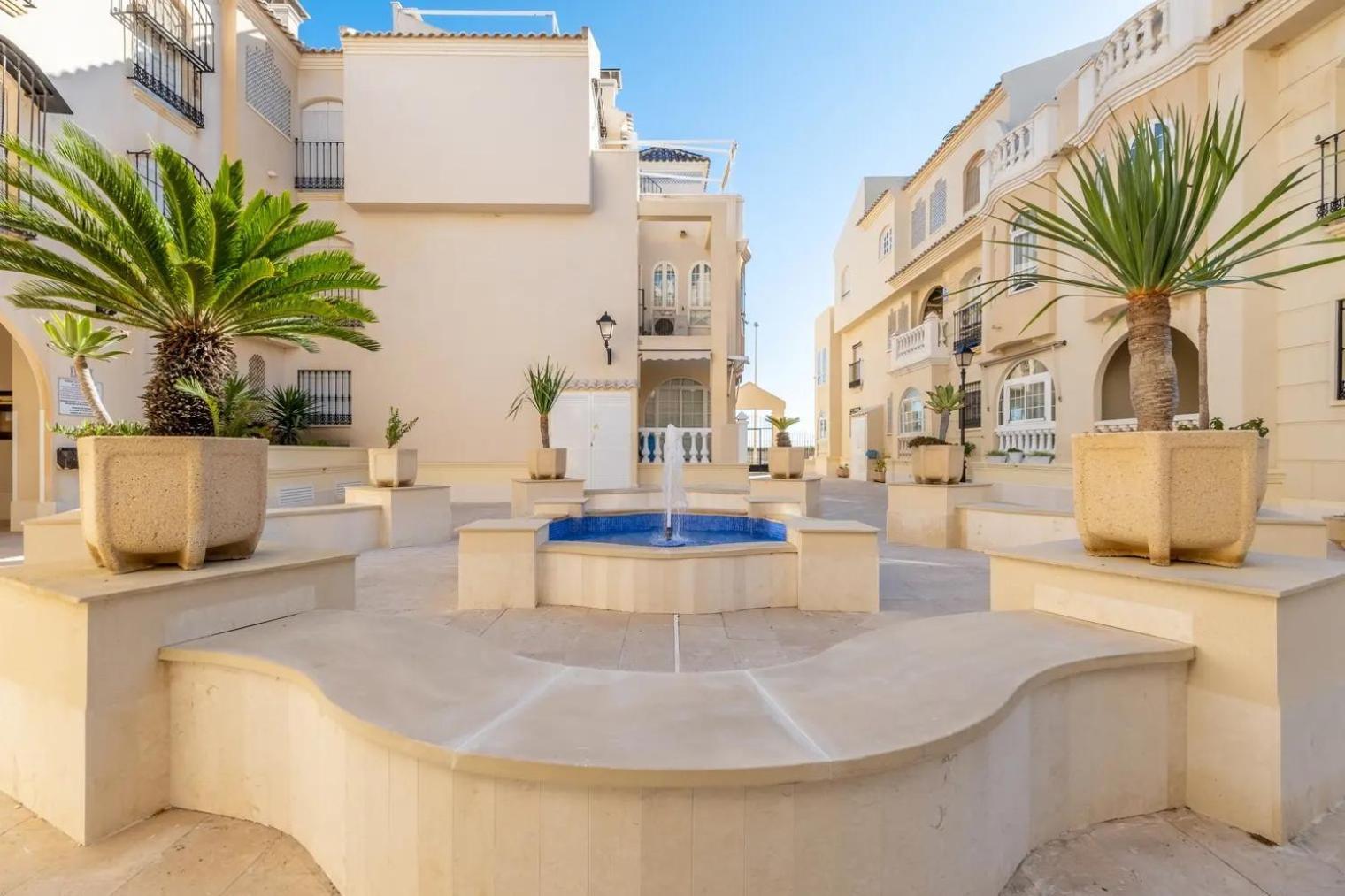 Amazing Penthouse On The Beach, Sea Views, Wifi, Airconditioning And Parking Torrevieja Kültér fotó