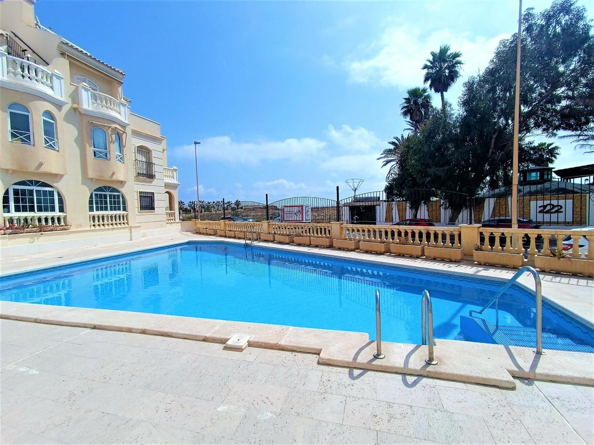 Amazing Penthouse On The Beach, Sea Views, Wifi, Airconditioning And Parking Torrevieja Kültér fotó